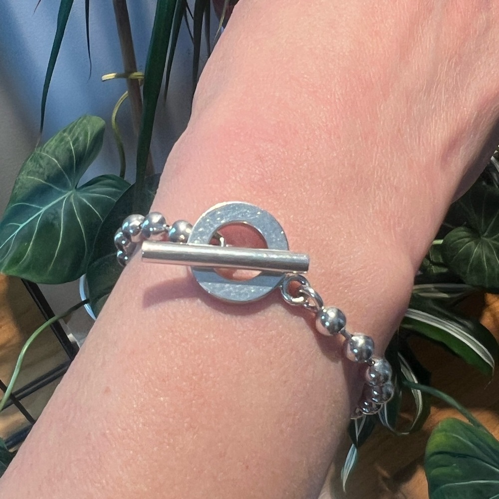Sterling Silver Bracelet by Gucci - Picture 2 of 8